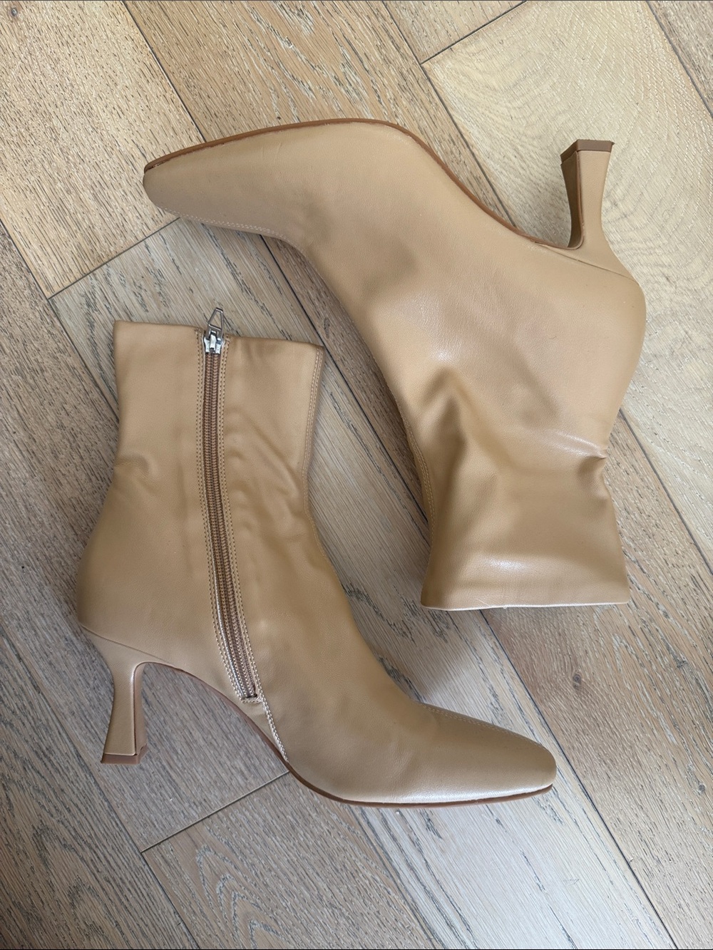 Dolce Vita Boots Tan Leather Mid-Heel Ankle Boots - Women